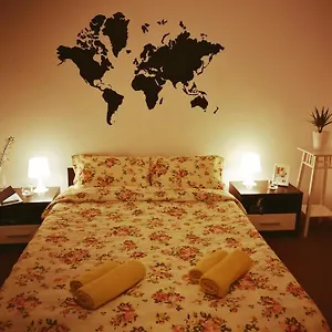 https://central-studio-victoriei.bucharesthotelsnow.com